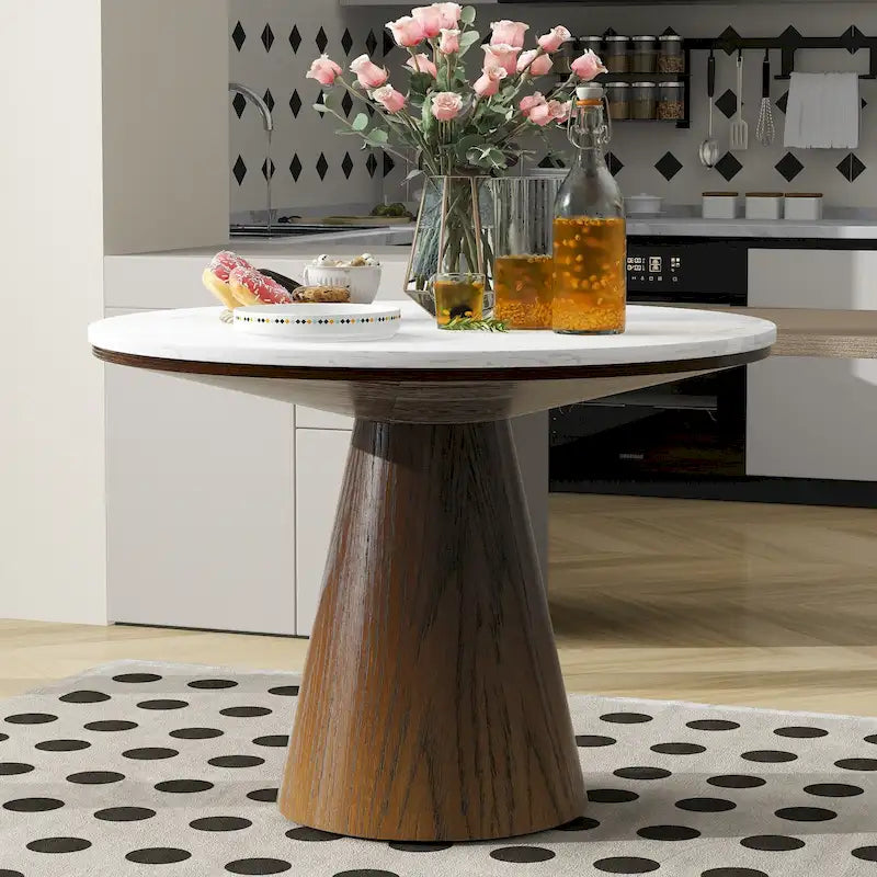 Retro Round Dining Table Minimalist Elegant Table